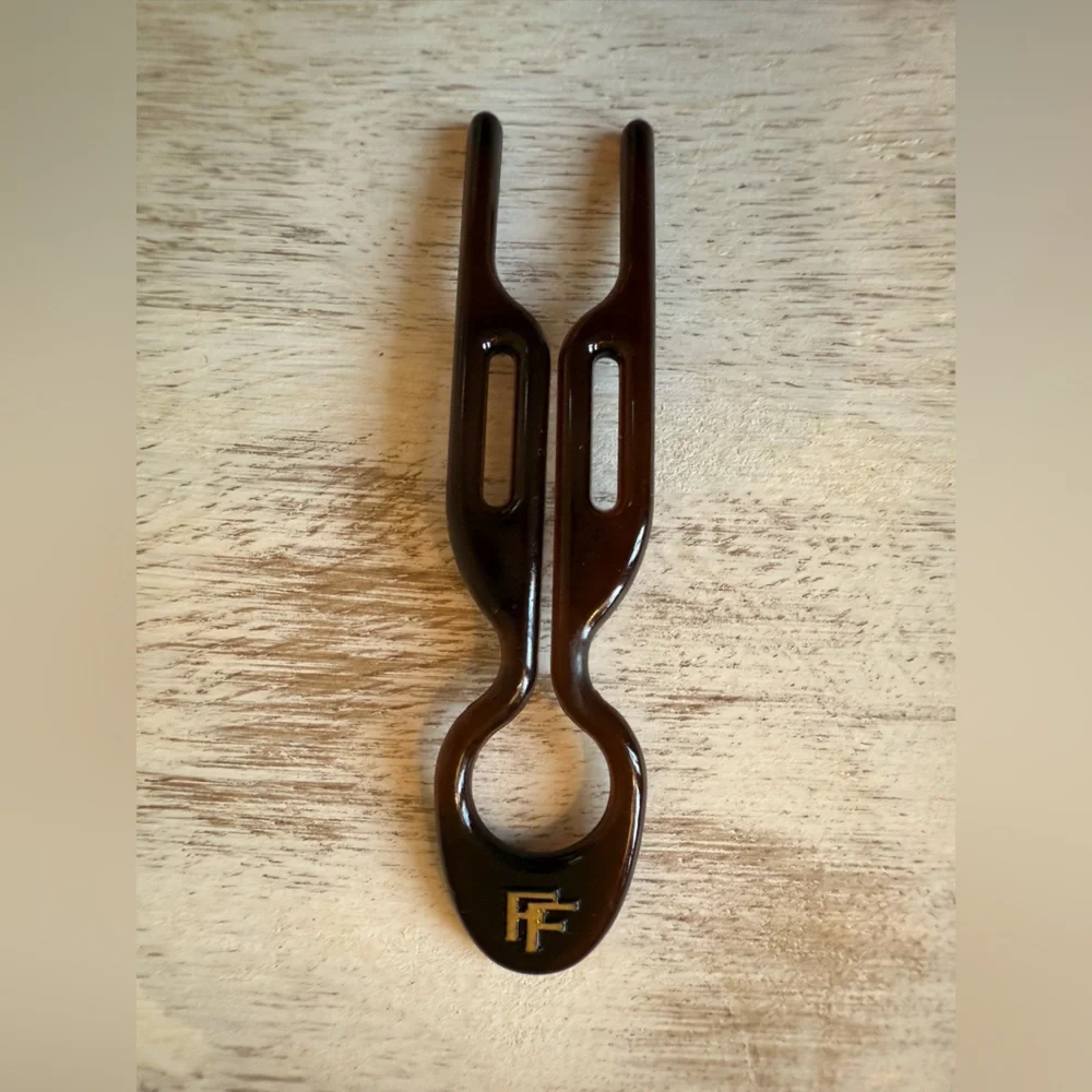 Never been worn Mona Franchimon No 1 Black Hairpin (Set of 5) - Picture 12 of 13